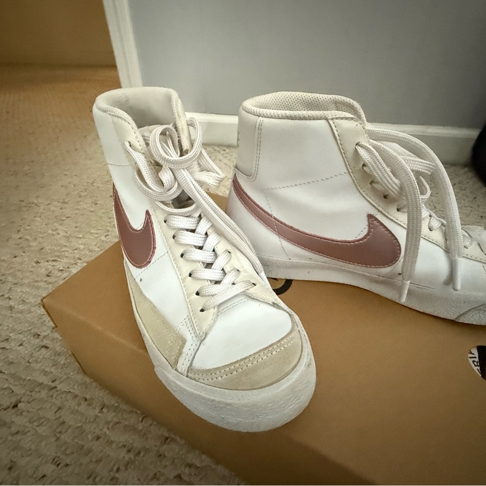 Nike Women's High-Top Sneakers - White and Pink